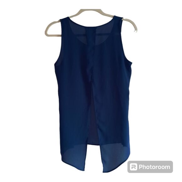 Express Dark Heliotrope Back Slit Sleeveless Blouse Tank - Picture 3 of 3